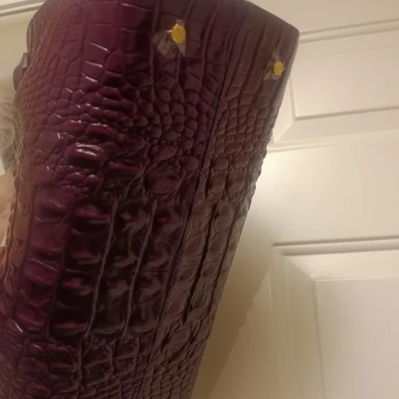 NWT Pijushi Crocodile Embossed Leather - Picture 6 of 7